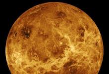 金星被厚厚的云层覆盖 这是它在天空中显得如此明亮的原因之一