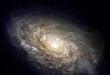 哈勃拍摄了边缘螺旋银河NGC 3175的详细图像