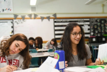 丹佛的乔治华盛顿高中让所有新生以优异的英语授课 以更好地整合高级班