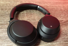 索尼出色的WH-1000XM3降噪耳机售价240美元