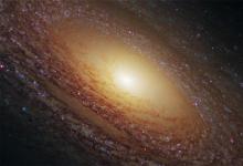 宇宙早期的超尘尘埃恒星系
