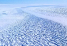 科学家发现南极洲的冰川以惊人的速度退缩