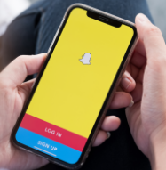 Snapchat推出了具有增强现实功能的相机效果 可激发社交距离