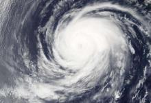 美国宇航局发现埃里达飓风的眼睛被遮住
