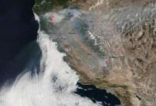 NASA的Suomi NPP卫星显示了加利福尼亚烟熏天空的两种视图