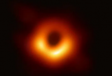 三位发现黑洞的科学家获得诺贝尔物理学奖