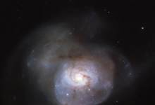 NASA ESA哈勃太空望远镜拍摄了旋涡星系NGC 34的美丽照片
