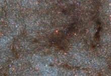 银河系的中央凸起恒星形成超过一百亿年