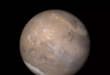 越来越多的证据表明火星冰川下的湖泊