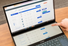 华硕ZenScreenProDuo双屏是2020年代的笔记本电脑