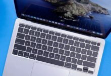 苹果正在开发新的MacBook键盘每个按钮上均带有微型显示屏