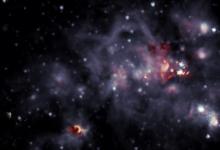 天文学家分享一张巨大分子云的美丽图像