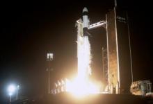 SpaceXCrewDragon成功与国际空间站对接