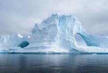 研究人员首次在南极海冰中发现微塑料