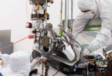 宇航局在火星火星车上安装岩石采样工具包