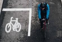 超过一半的司机将骑自行车的人非人化助长了路怒症