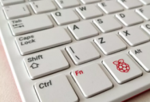 Raspberry Pi 400 在 DIY Hack 中获得 8GB 的 RAM