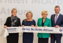 企业家HelenMcArdle向纽卡斯尔大学捐款250万英镑